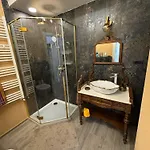 Ricasoli 80 - Elegante Con Parcheggio Privato Siena