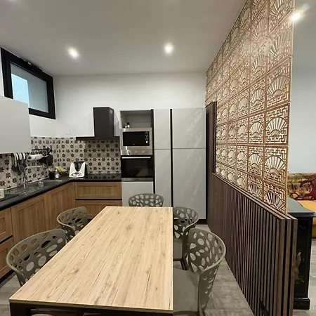 Apartment Ricasoli 80 - Elegante Con Parcheggio Privato *