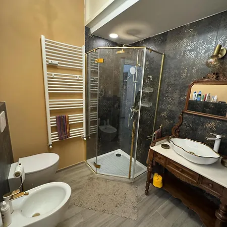 Ricasoli 80 - Elegante Con Parcheggio Privato Appartamento