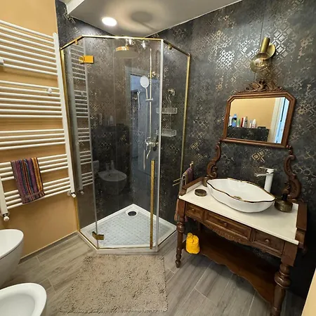 Ricasoli 80 - Elegante Con Parcheggio Privato Apartment Siena